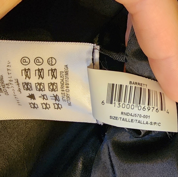 BCBG MAXAZRIA Barrett Zip-Peplum Black Blazer,  Size small - Picture 7 of 10